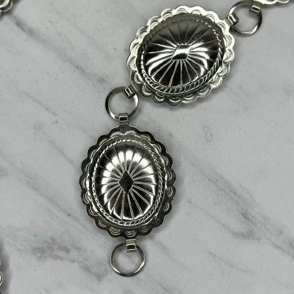 Womens Silver Tone Oval Concho Ribbed Dome Chain Belt Small/Medium (S/M) ✨